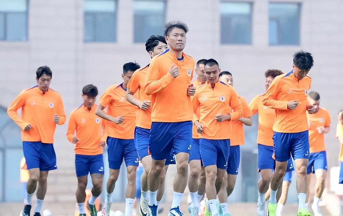 卫人选, 泰山队应具, 二是后卫线 卫人选, 泰山队应具, 二是后卫线